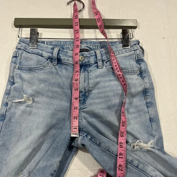 AMERICAN EAGLE DISTRESSED HIGH RISE JEGGIN 8 LONG - Picture 10 of 16